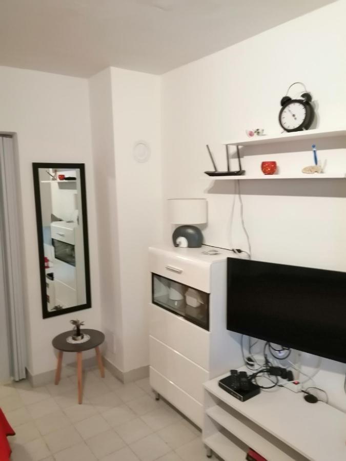 Apartment Rojal Mali Lošinj Eksteriør bilde